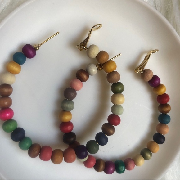 Colorful beaded hoop earrings and three gold beaded bracelets - Picture 4 of 6